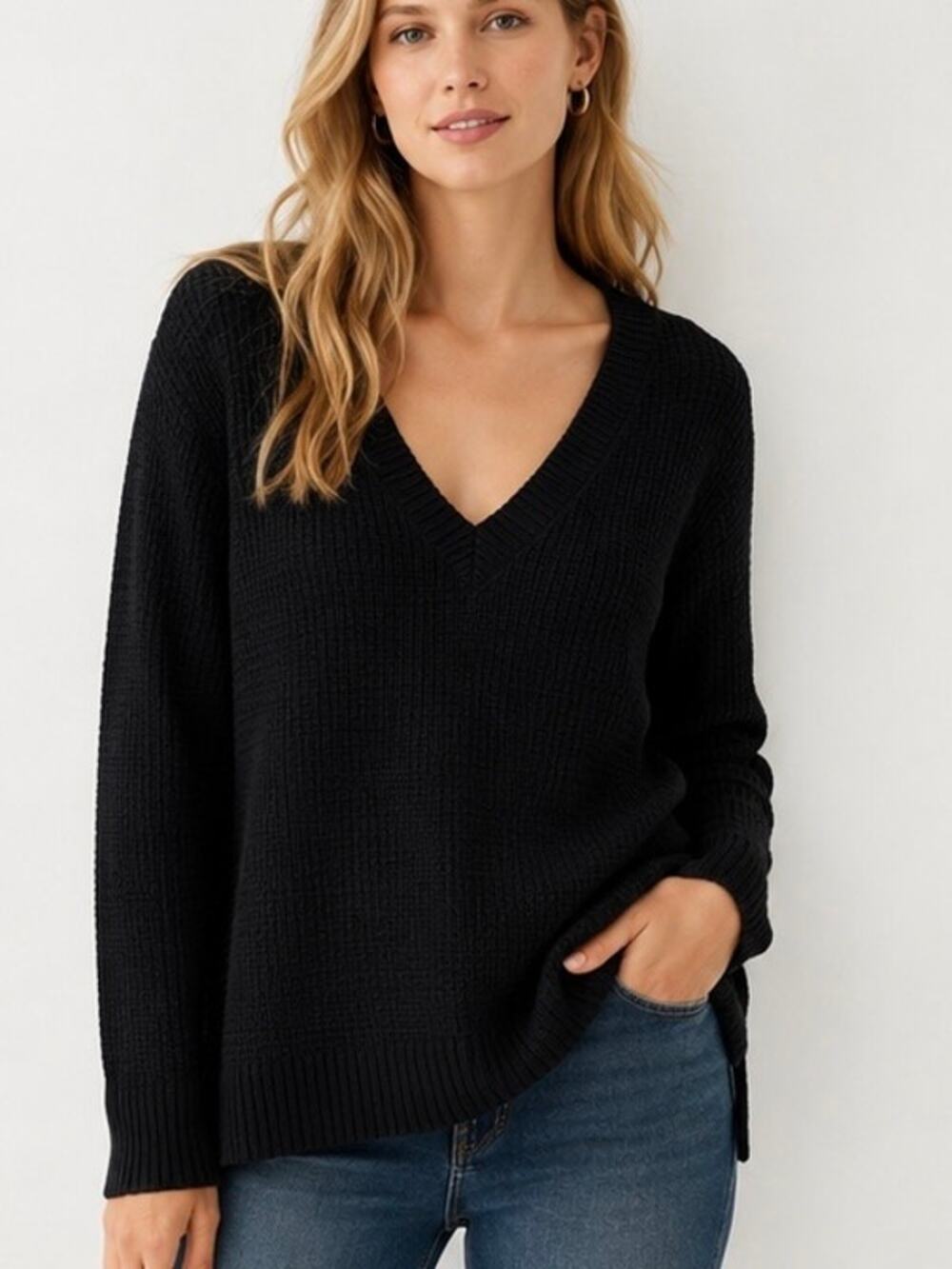 Victoria’s Secret Black Waffle Knit V-Neck Sweater 100% Cotton Women’s Medium